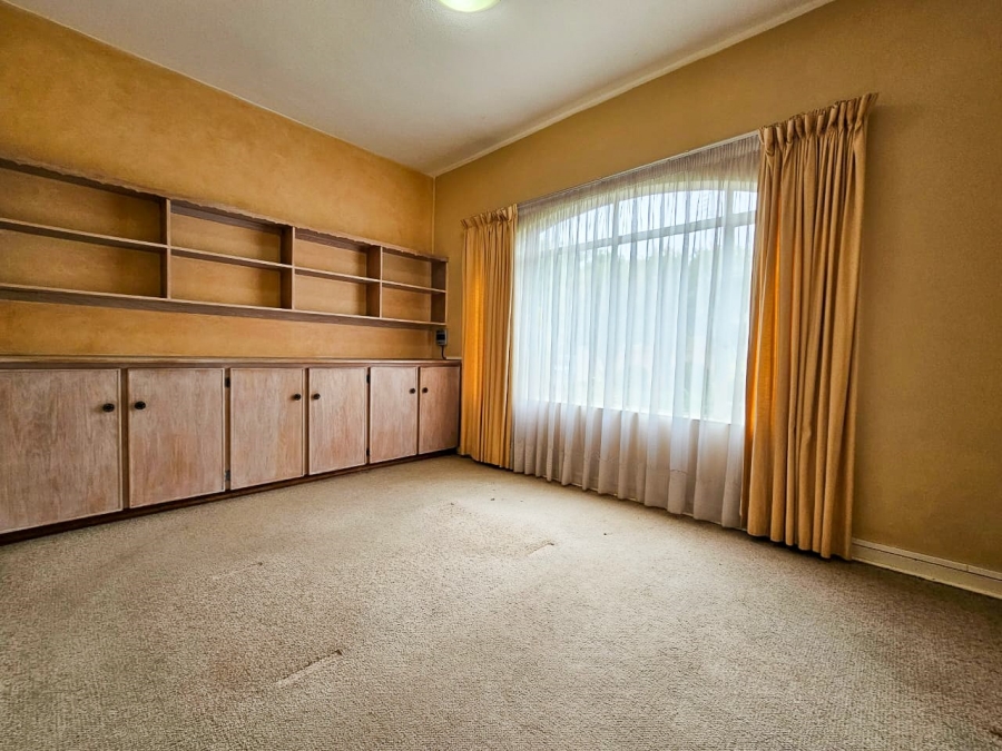 4 Bedroom Property for Sale in Van Der Hoff Park North West